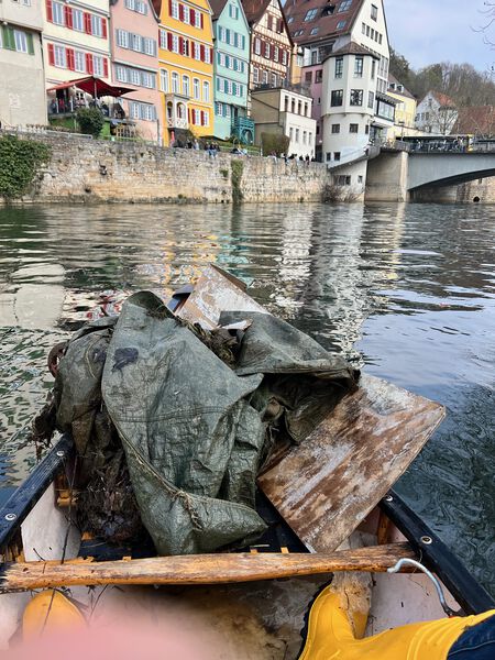 Datei:2026-03-21 Neckarputzete -6 - 1.jpg